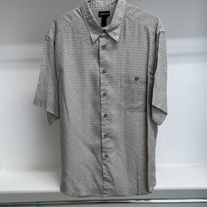 Claiborne Men’s XL Button Down Gray Print Short Sleeve 100% Rayon Dress‎ Shirt